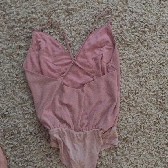 Light pink stylish body suit - Picture 5 of 5